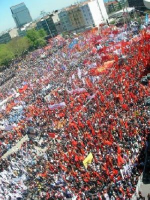 Erster Mai 2012 – Generalstreik Europaweit, Revolution International!