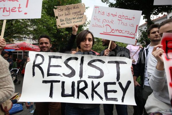 Reflektion, Neuordnung, Widerstand – Die Türkei nach dem heißen Sommer